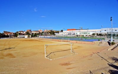 Adjudicada la obra de instalación de césped artificial en el campo de fútbol de Altorreal